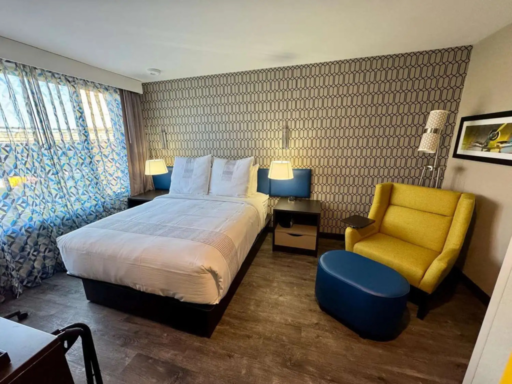 GLō Best Western Bronx NYC