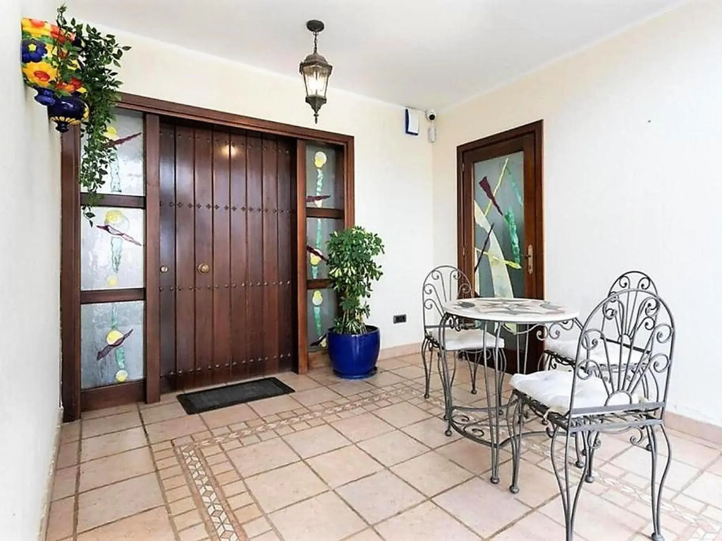 Premium villa in Adeje with private pool