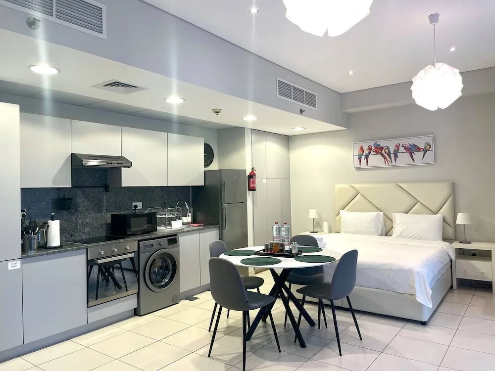 Stylish Studio wz Spectacular City View