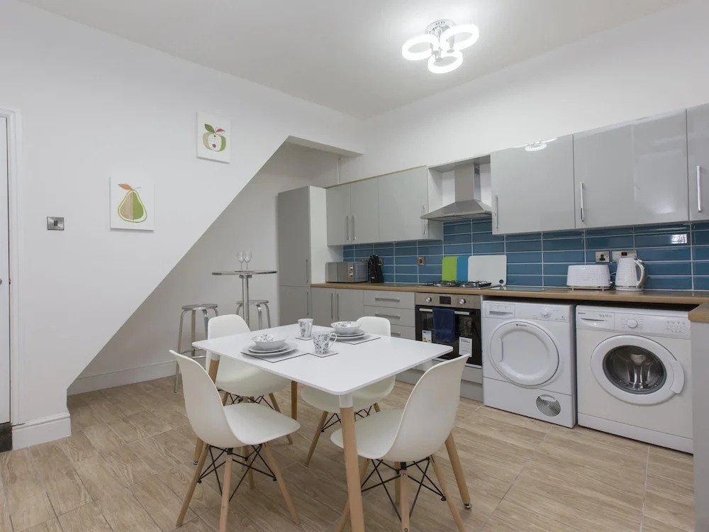 Townhouse PLUS @ West Street Crewe