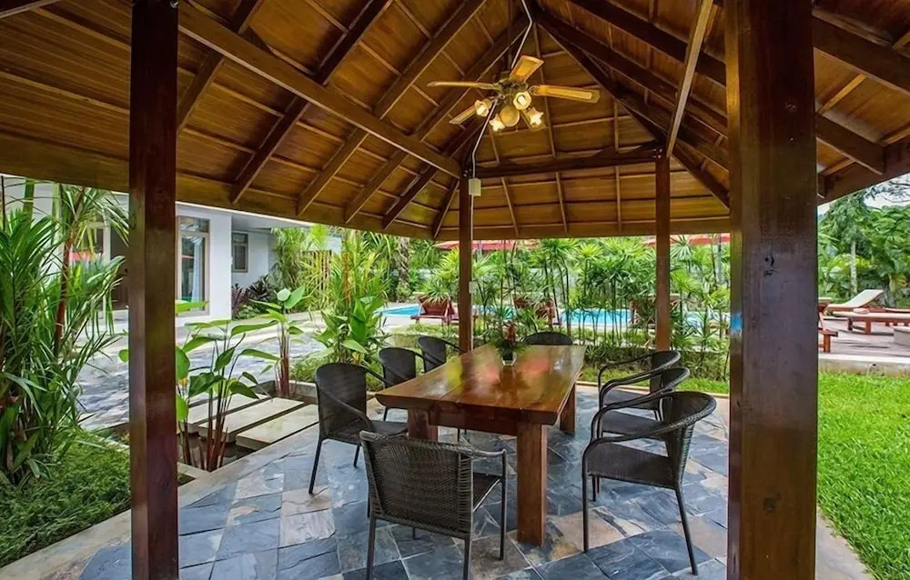 Villa Raeya