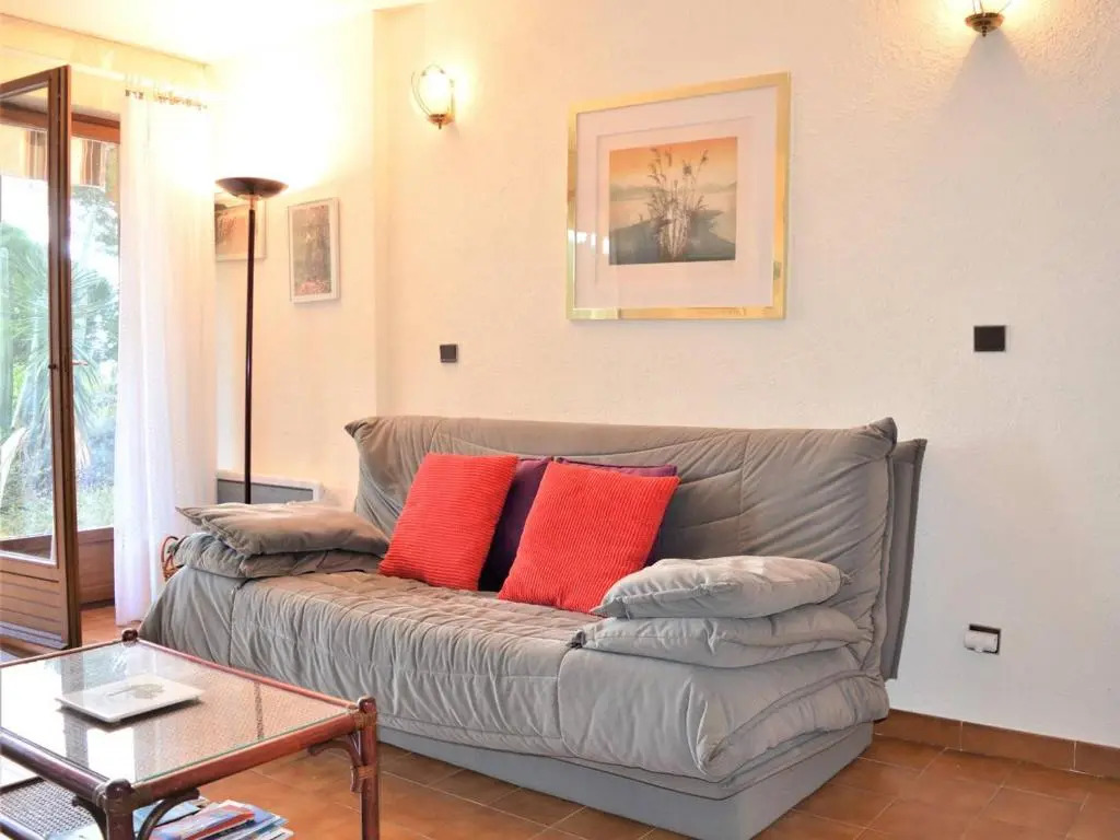 Appartement Le Lavandou, 2 pièces, 4 personnes - FR-1-251-305