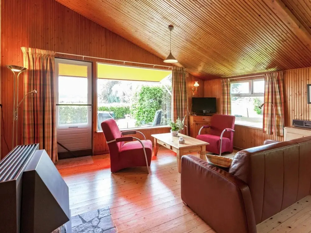 Peaceful Holiday Home near Center in Burgh Haamstede
