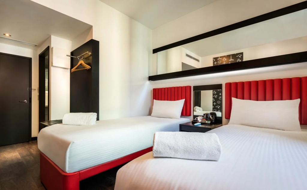 Essence Hotel Carlton