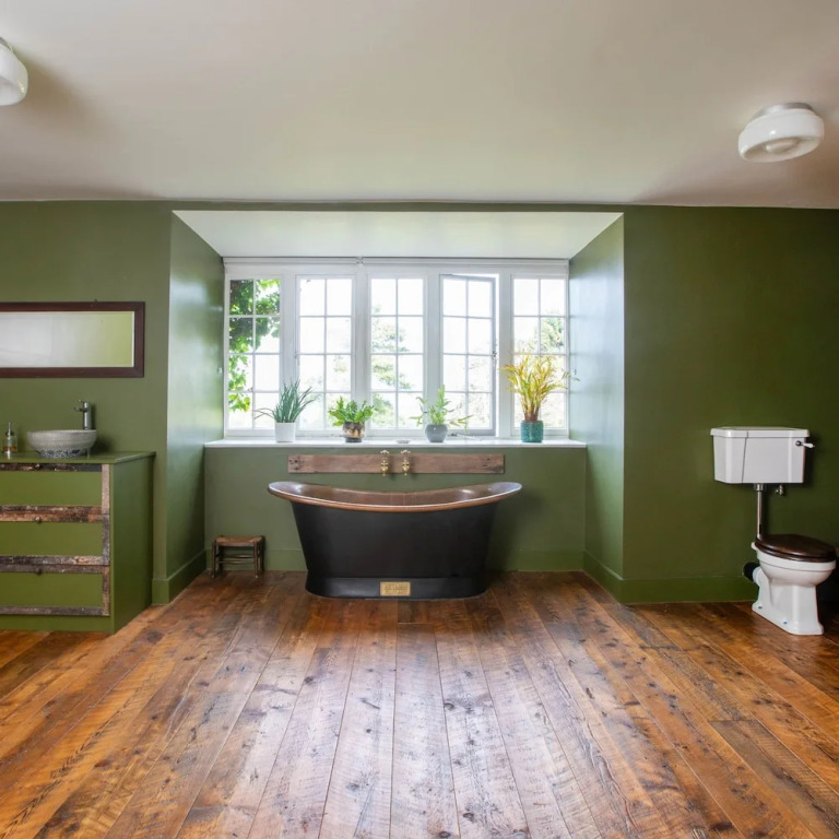 Large Country House in Ashdown Forest