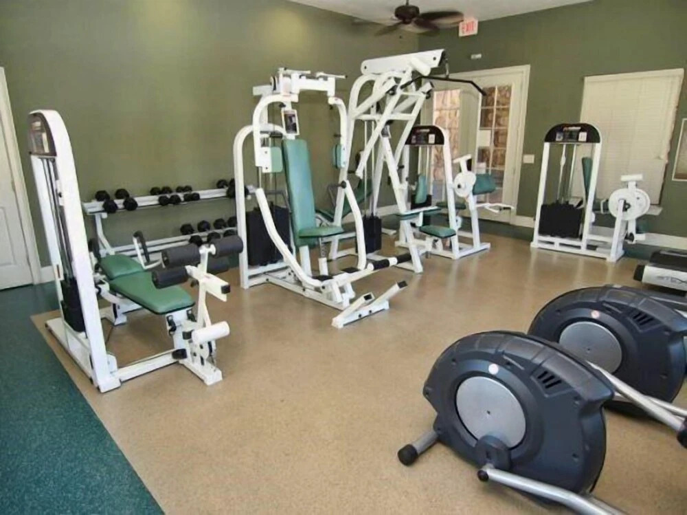 Spacious 3 Bed 3 Bath Condo in Bella Piazza Resort