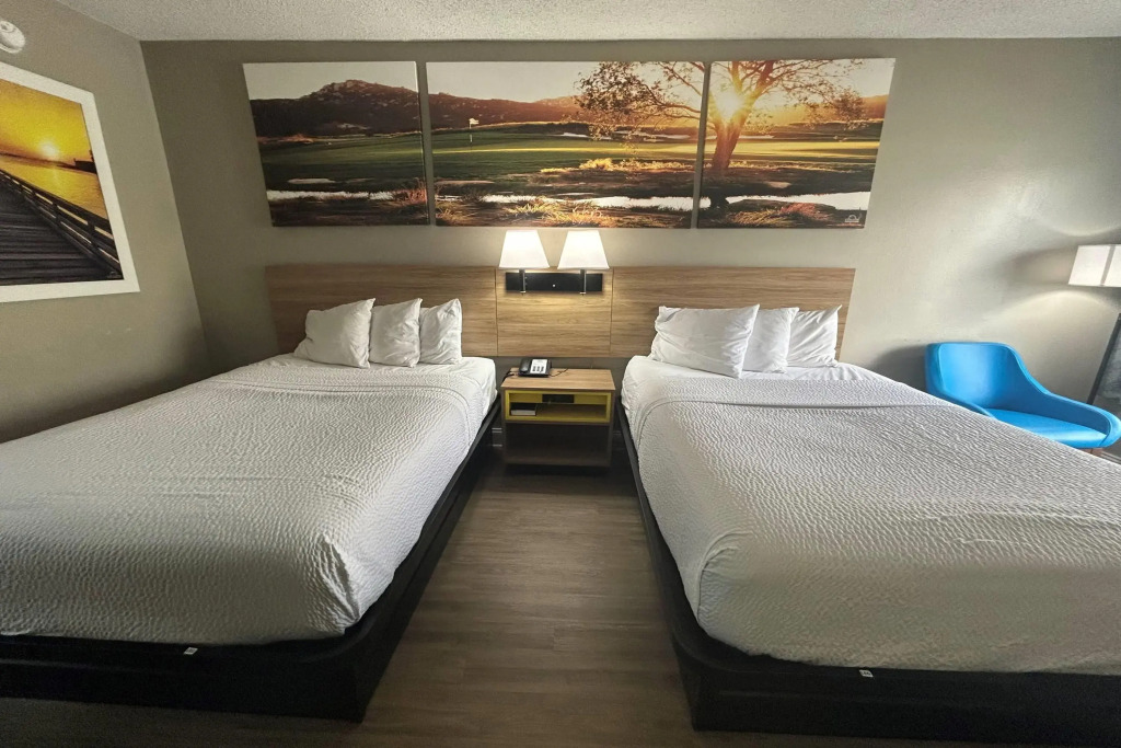 Days Inn by Wyndham Dublin GA