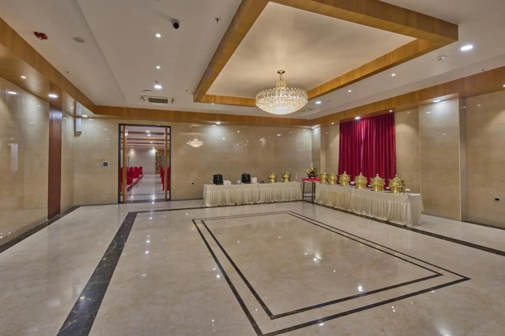 Golden Tulip Tirupati