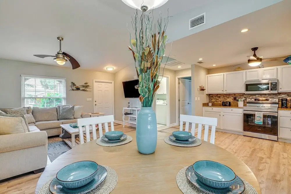 Retreat Near River & Marinas in Cape Coral