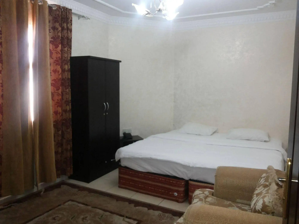 Gulf Hotel Apartment