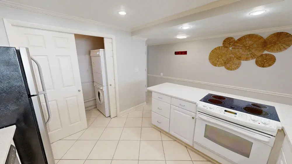 Shoreline Towers 1074 2 Bedroom Condo