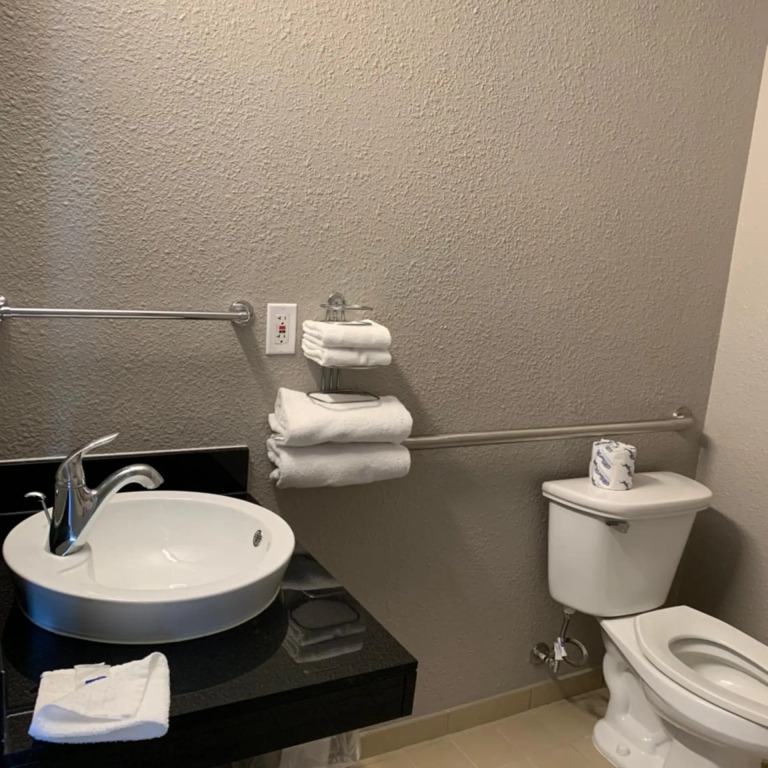 Motel 6-Fort Wayne, IN