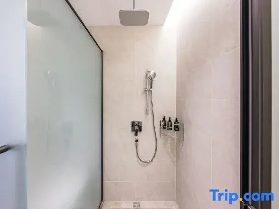 Mangshi Jiujian Homestay