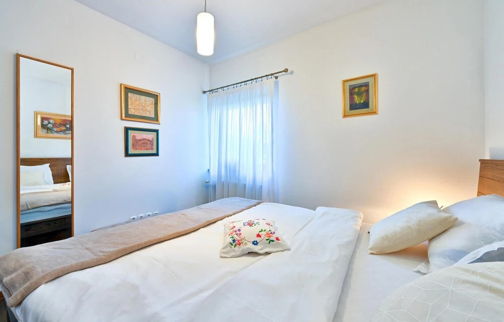 Beautiful Home in Karlovac With Sauna, Wifi and 3 Bedrooms