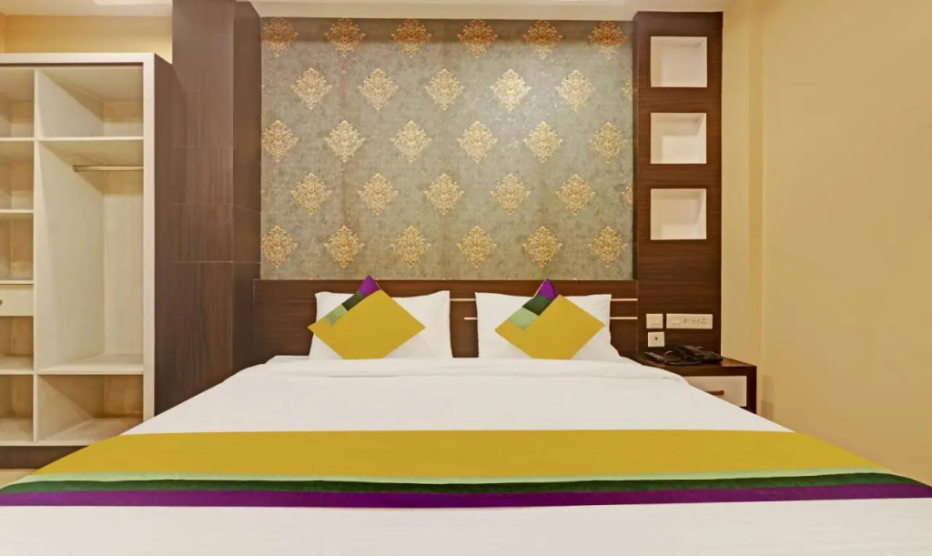 Itsy Hotels Sapphire Residency