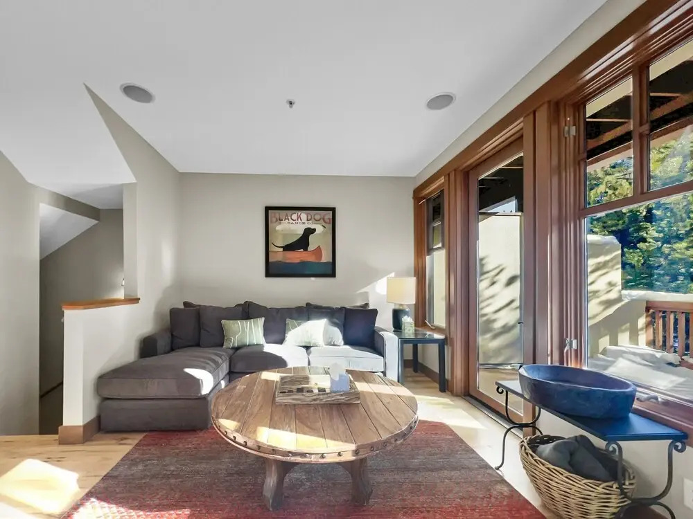 Union Creek Townhome 164b 3 Bedroom Townhouse by RedAwning