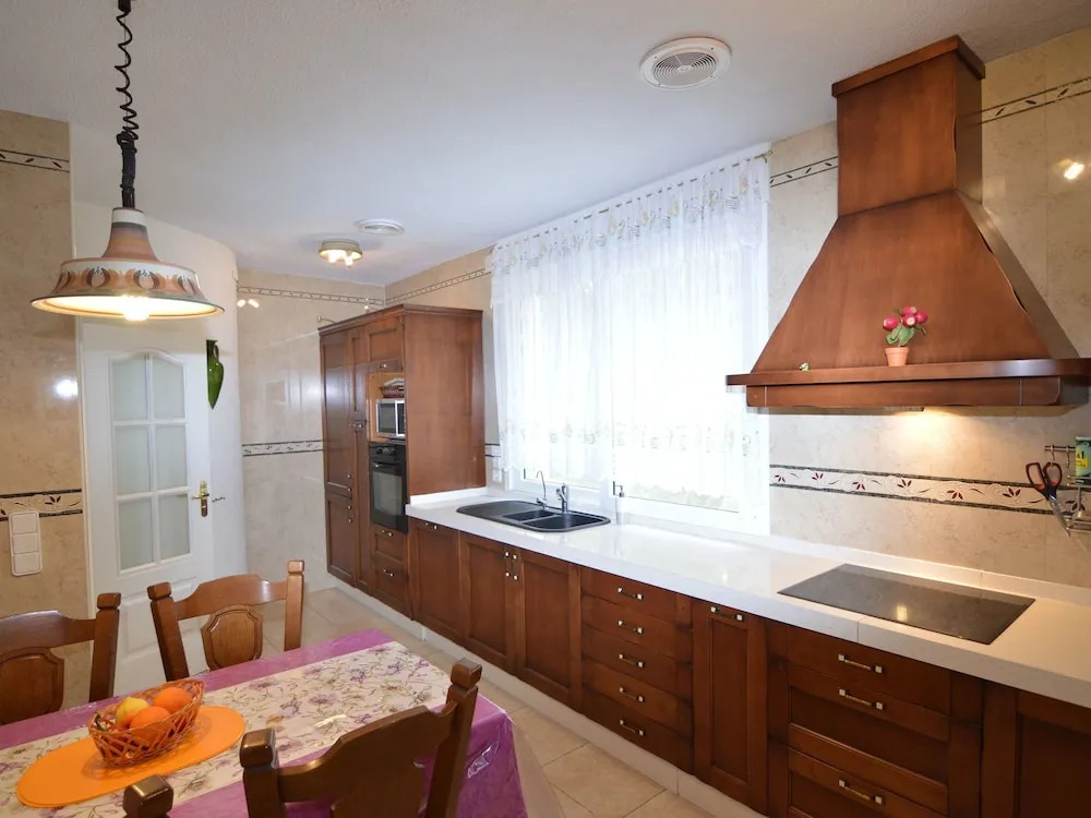 Luxurious Villa With Private Swimming Pool, Billiards Room and Private Tennis Court