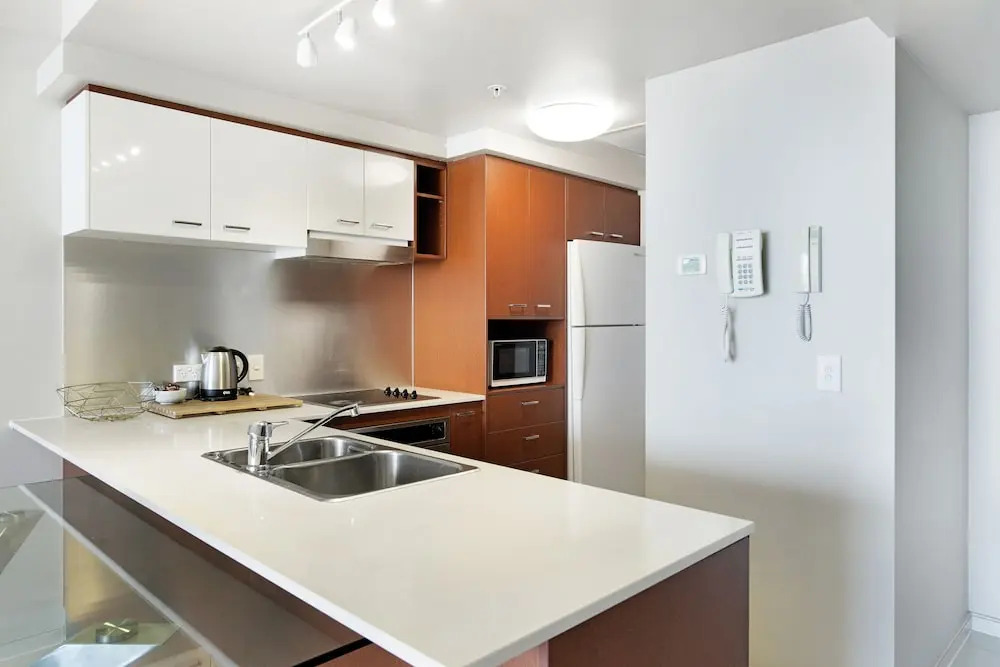 Chevron Renaissance 2 Bedroom Apartment