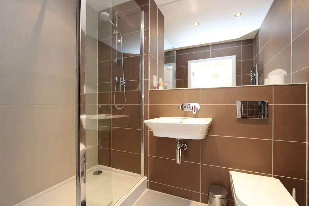 Skylark House Luxury Service Apartments