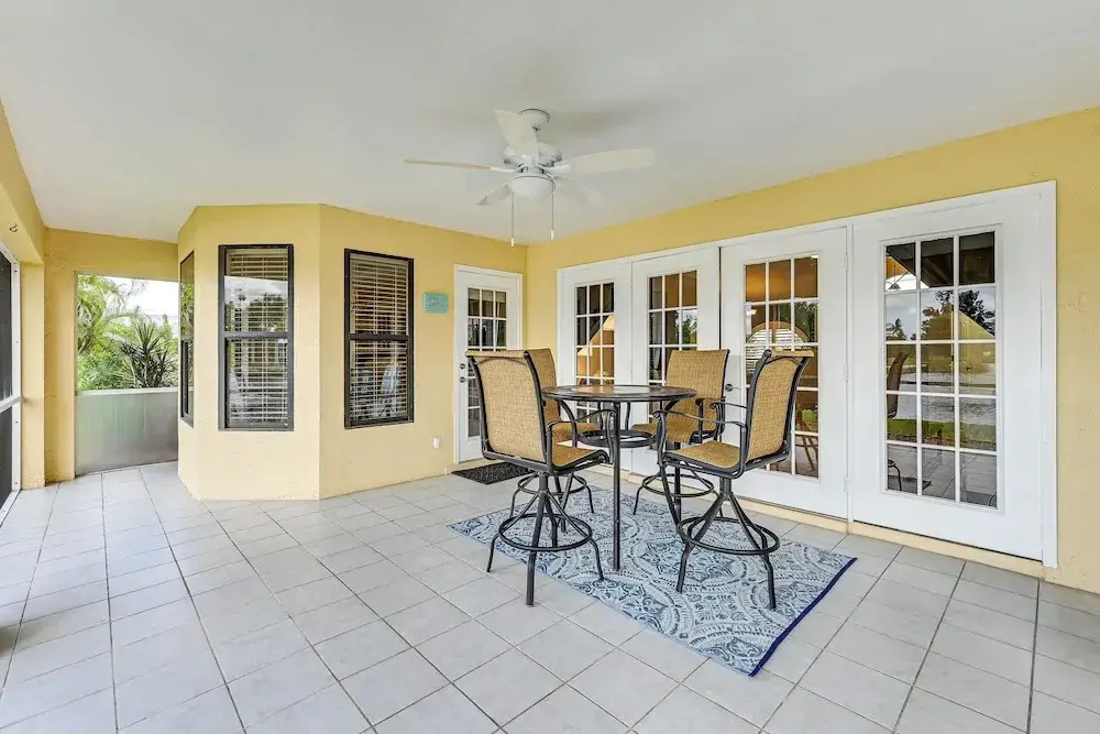 Waterfront Cape Coral Home: Views & Birdwatching