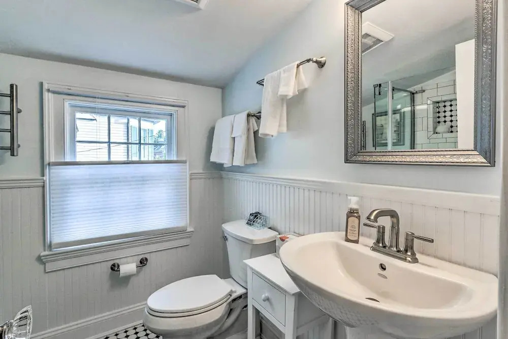 Townhome in Leesburg Historic District