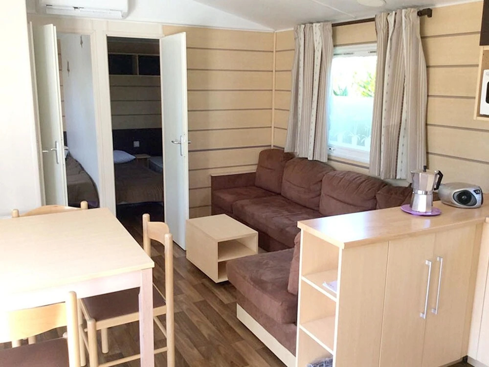 Property With 3 Bedrooms in Valras-plage, With Terrace - 800 m From th