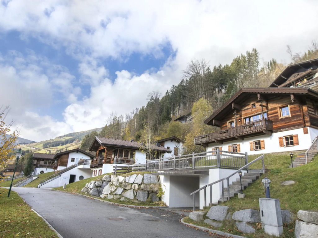 Restful Chalet in Wald-Königsleiten near Ski Bus