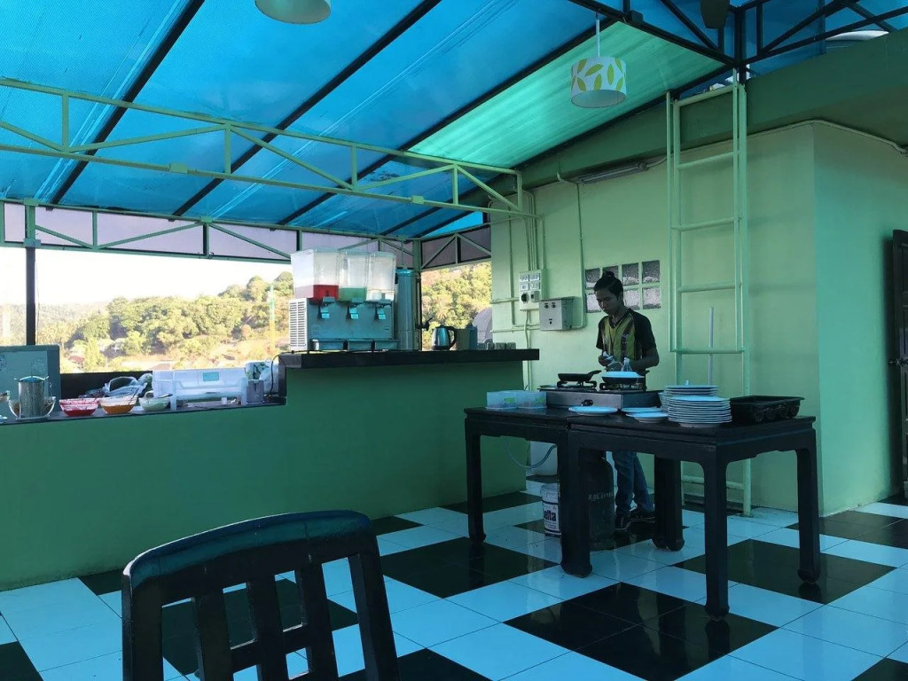 Sharaya Kata Hotel