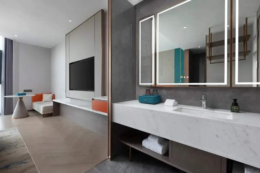 Days Hotel by Wyndham Jingzhou Jinlong