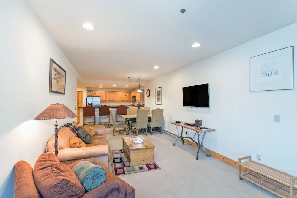 Bear Creek Lodge 109 2 Bedroom Condo by Alpine Lodging Telluride