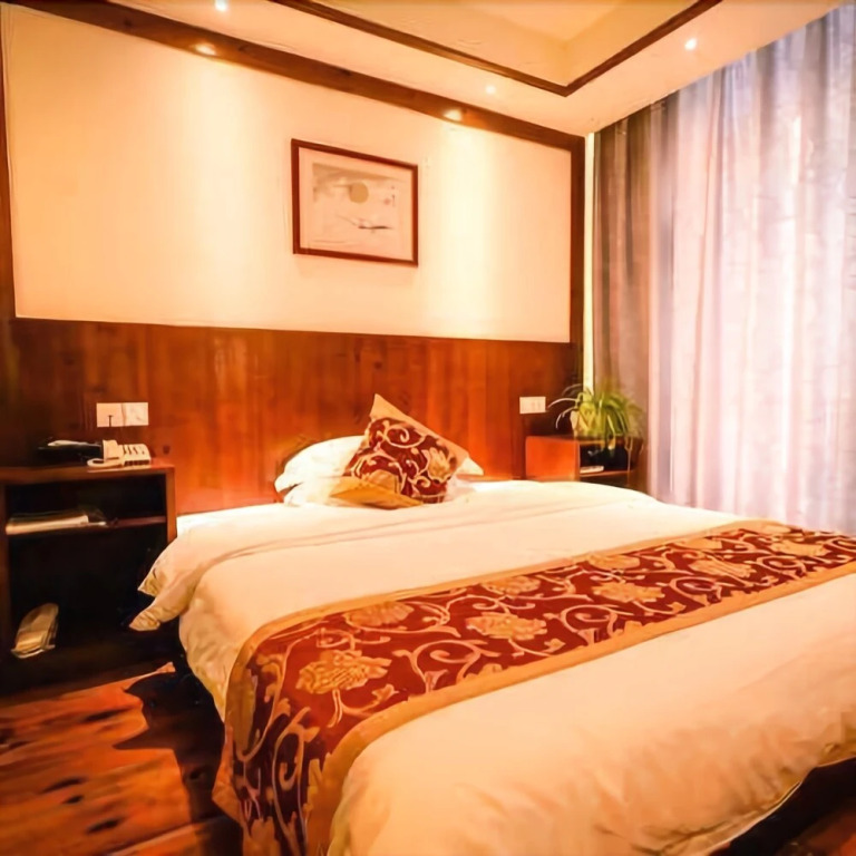 Ruyuan Culture Theme Inn