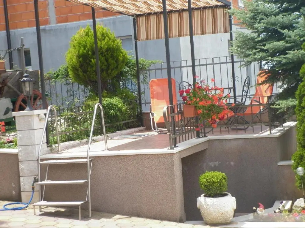 Apartments Ivona 2