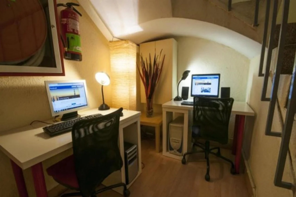 Hostal Carmen by gaiarooms