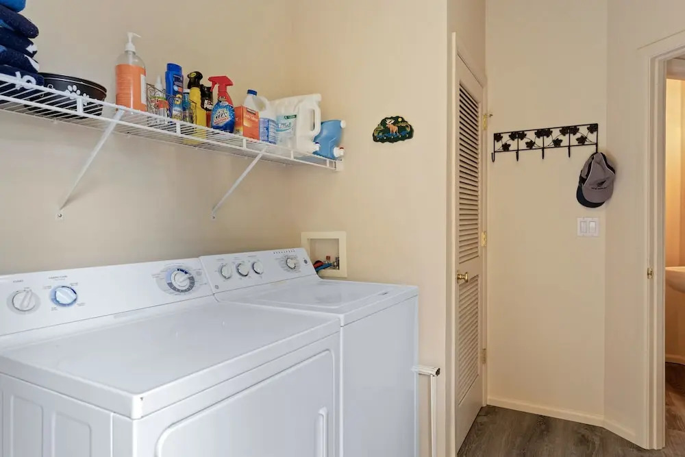 Old Mill Proxi 2 Bedroom Townhouse by RedAwning