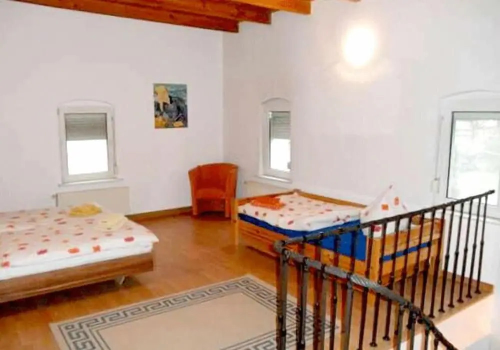 Apartment-Ferienwohnung Dresden-Briesnitz
