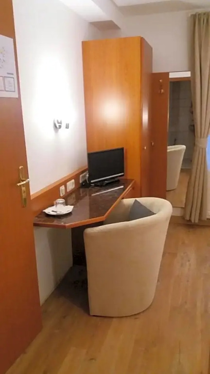 Altes Wirtshaus Fördergersdorf Bed & Breakfast