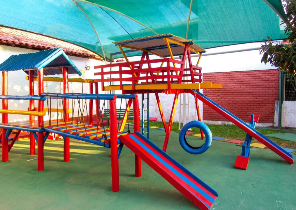 Casa c churrasq e lazer perto do mar, Cabo Frio RJ