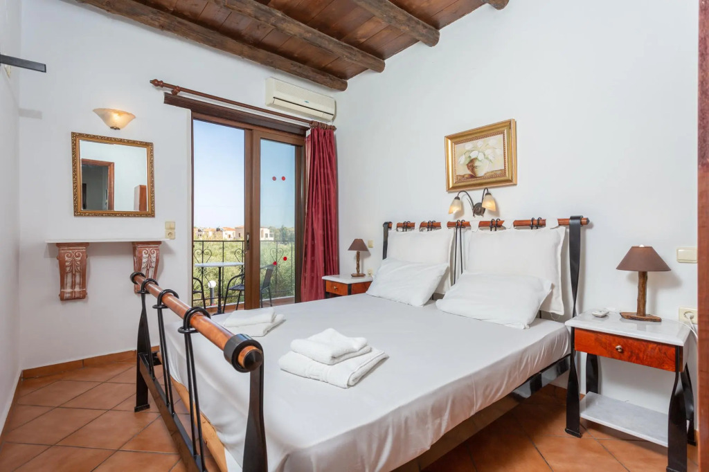 Villa Tzina
