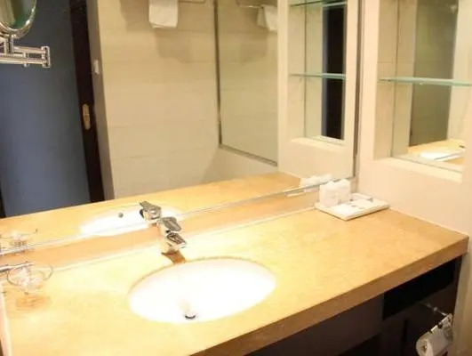 She & He Apartment - Zhujiang New Offshore
