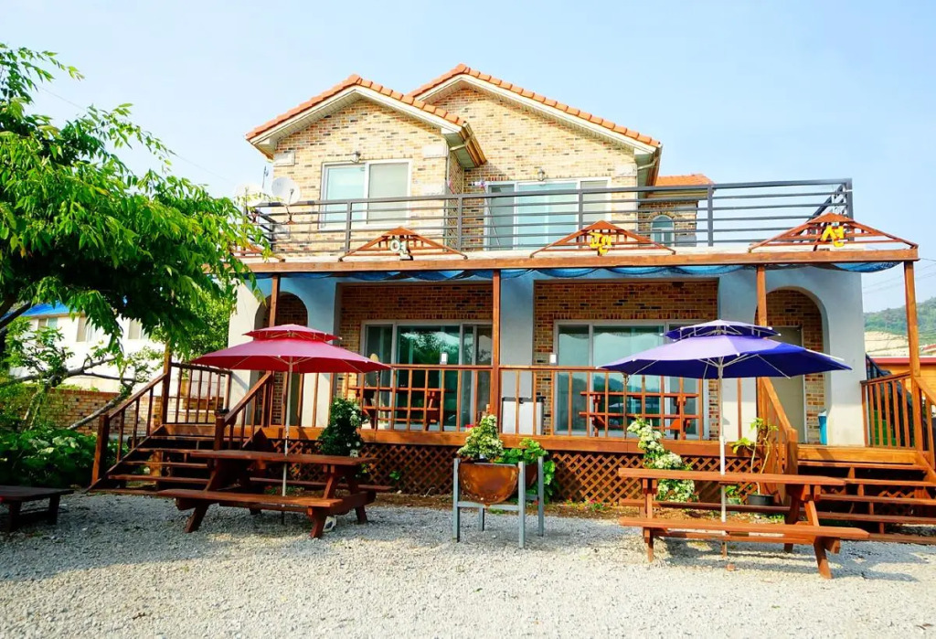 Buan Jayeon Garden Pension