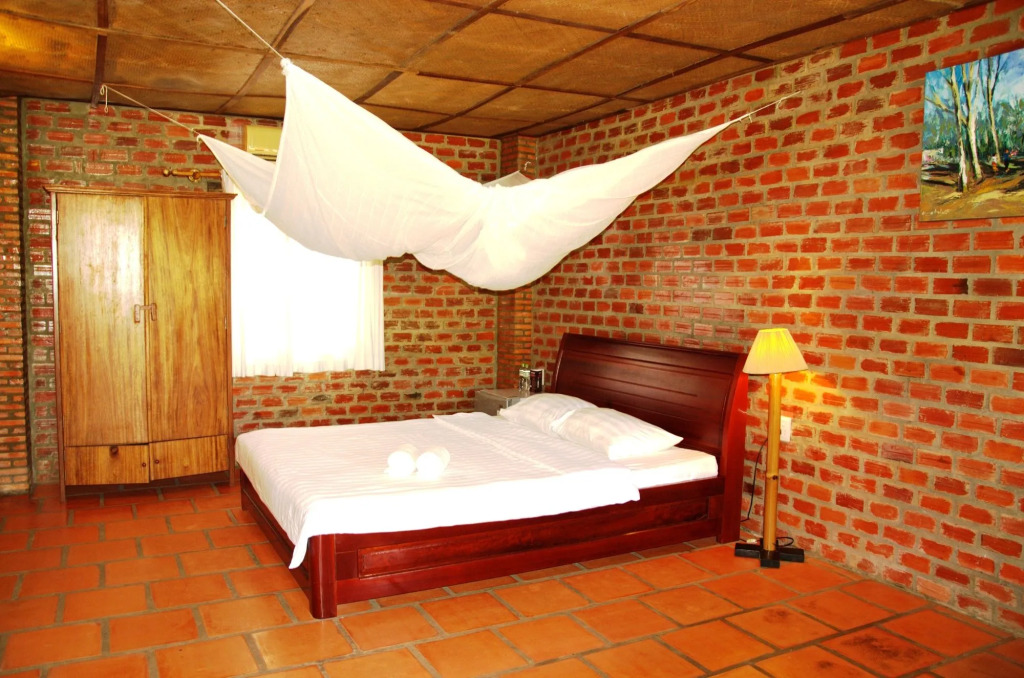 Mai Spa Resort
