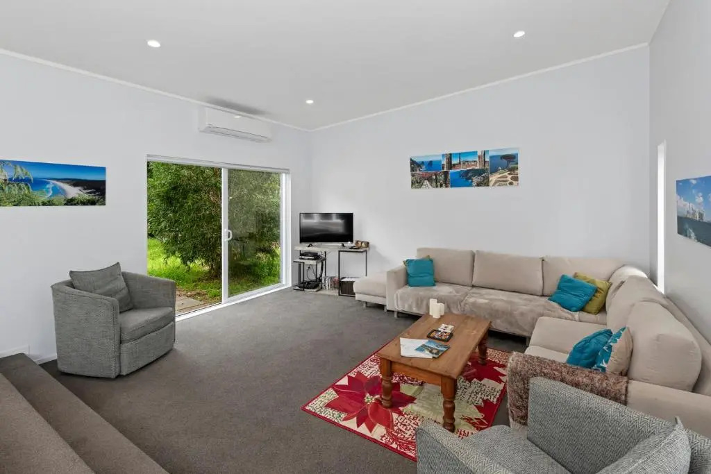 Pohutukawa Peace - Mangawhai Holiday Home