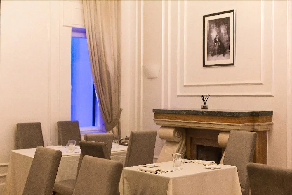 Padam Boutique Hotel