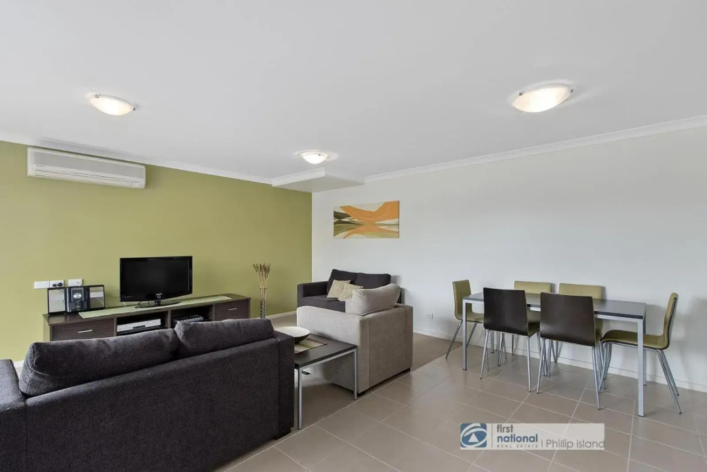Unit 2-146 Thompson Ave Cowes