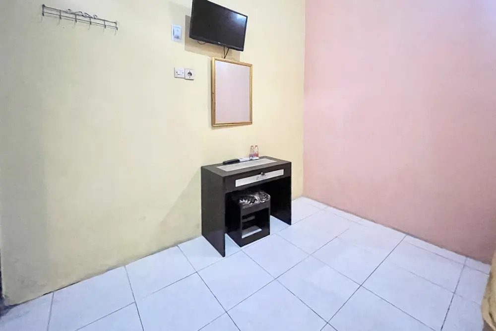 Raysha Luxury Guest House Mitra RedDoorz