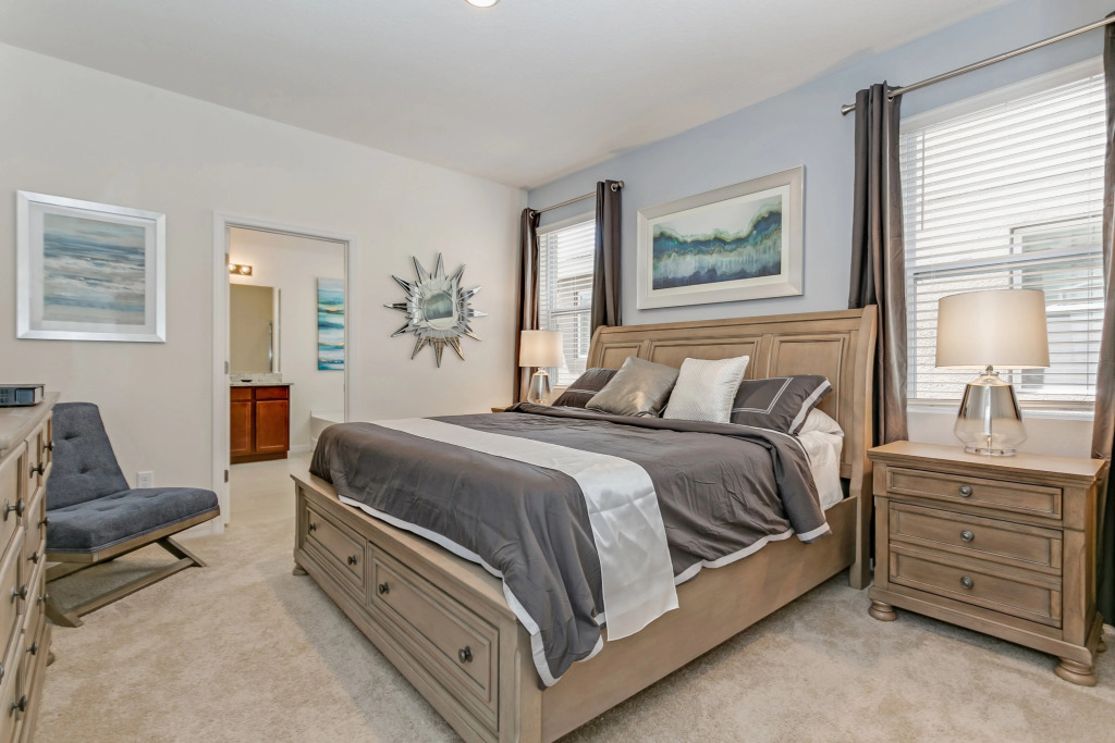 7036OAKWOOD villa