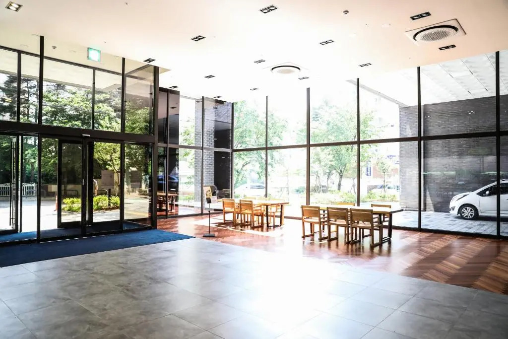 JK Blossom Hotel