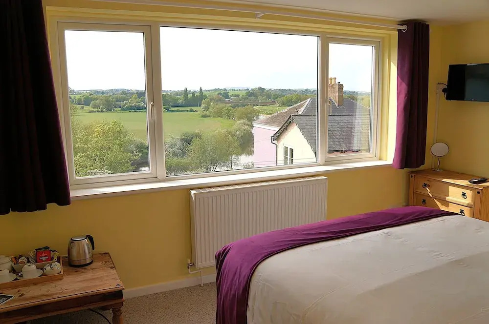 Radcliffe Guest House