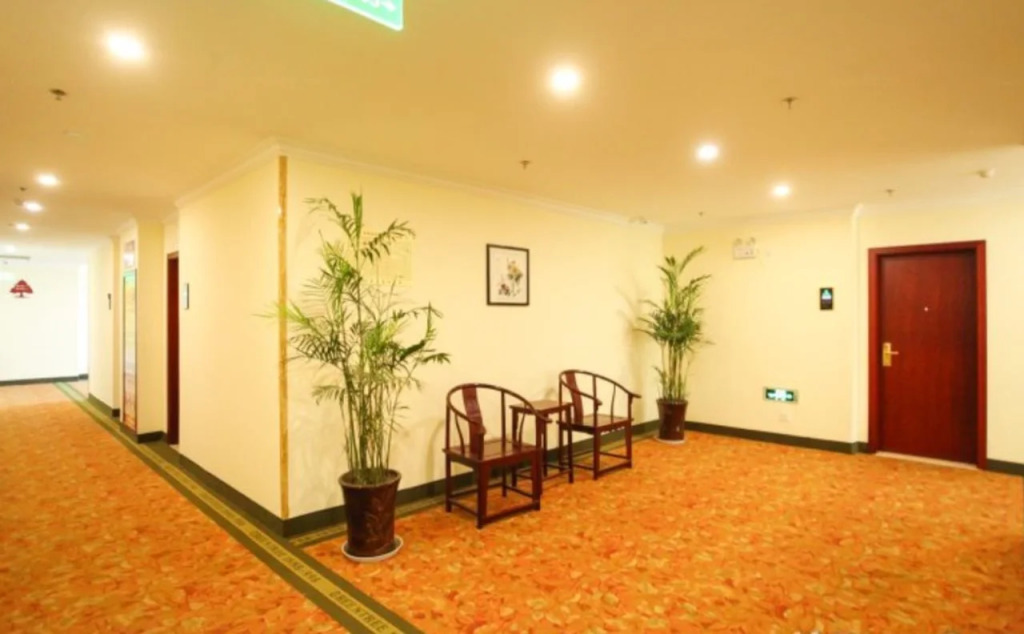 GreenTree Inn JiangSu TaiXing Huangqiao Town Government Express Hotel