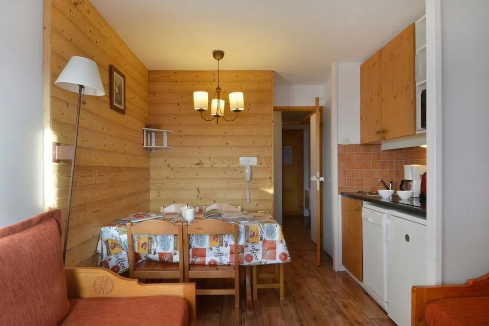 Belle Plagne Studio Cabine on Slopes for 4 People of 27 mÂ² Th514
